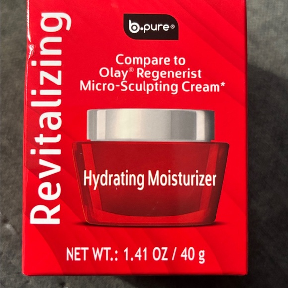 Revitalizing Hydrating Moisturizer - Red - Picture 3 of 3